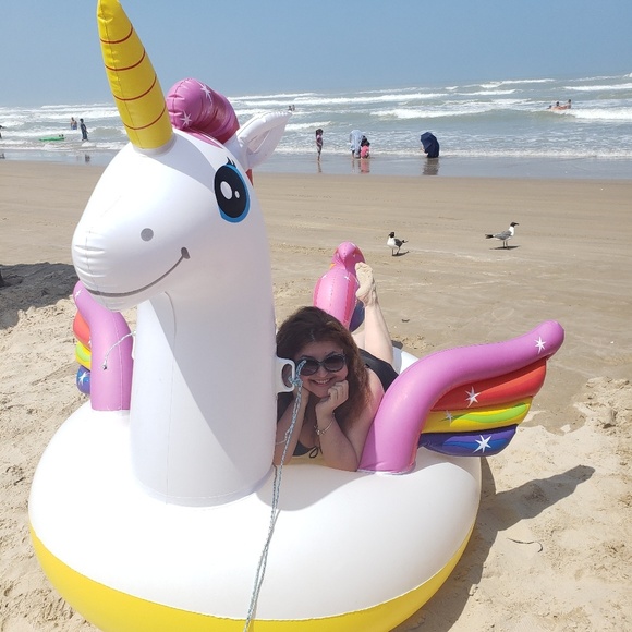 Meet your Posher, Olga - Picture 3 of 6